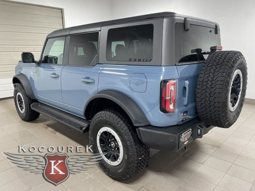 New 2025 Ford Bronco Outer Banks SUV