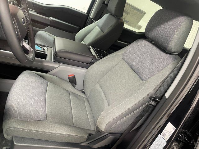 2026 Ford F-150 XLT - Photo 12