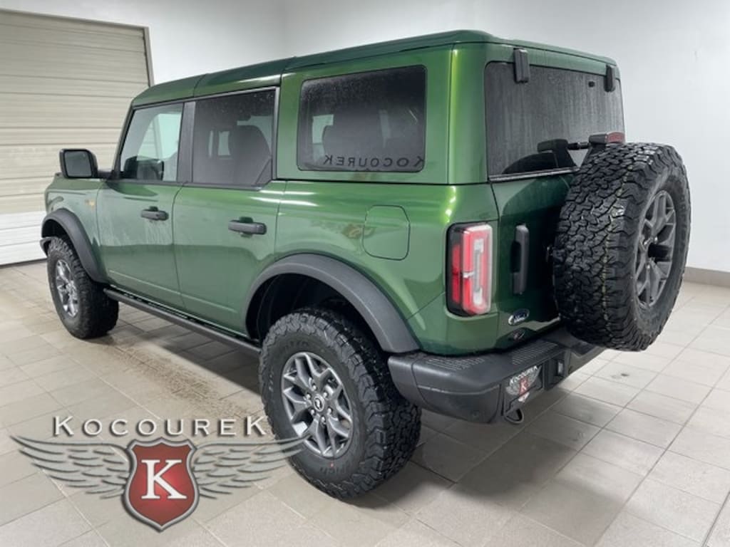 New 2025 Ford Bronco Badlands SUV
