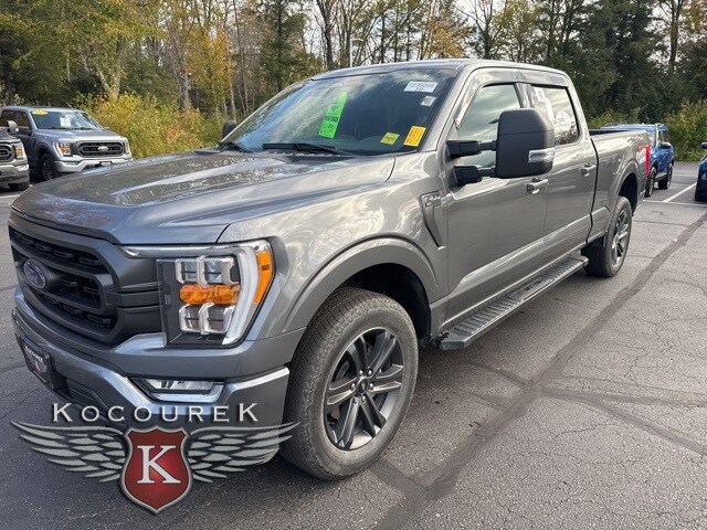 2023 Ford F-150 XLT photo 3