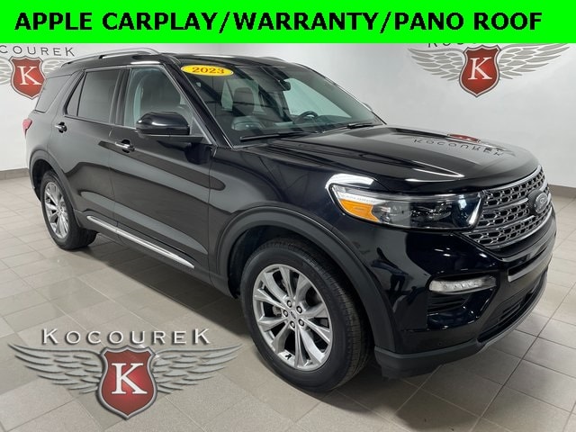 2023 Ford Explorer SUV 