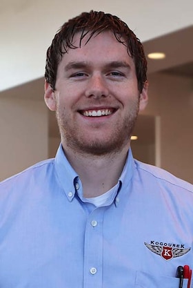 Staff member Nick from 5730136685b8