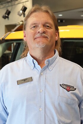 Staff member Tim from ID_69987b