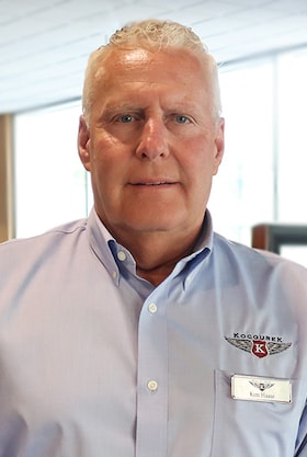 Staff member Kim from 2251faebdae0