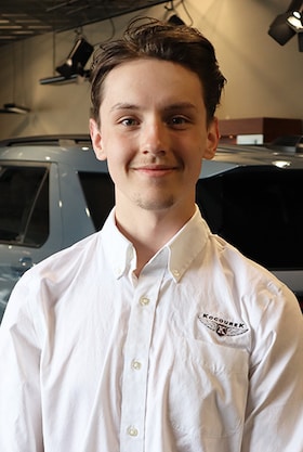 Staff member Dakota from ID_e20c4d