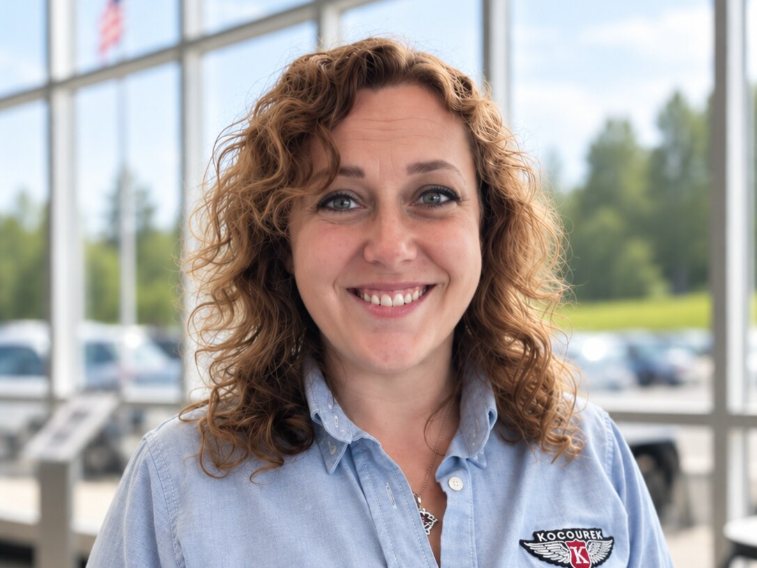 Staff member Elizabeth from ID_7e4786