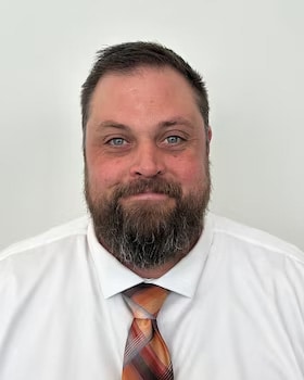 Staff member David from ID_f889f2