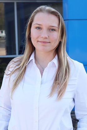 Staff member Camille from ID_23919a