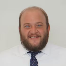 Staff member Jeremy from ID_f889f2