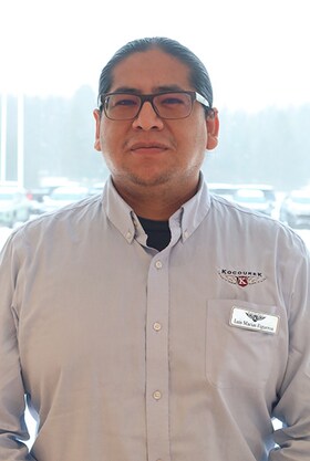 Staff member Luis from ID_23919a