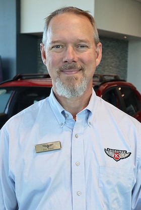 Staff member Eric from ID_06ef60