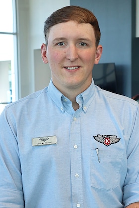 Staff member Chucky from ID_a703bd