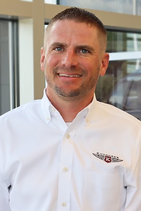 Staff member Adam from ID_905ec0