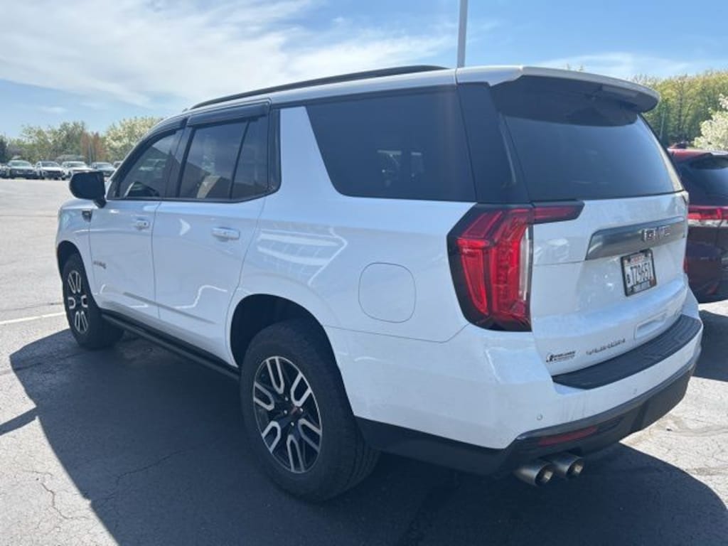 Used 2022 GMC Yukon AT4 SUV