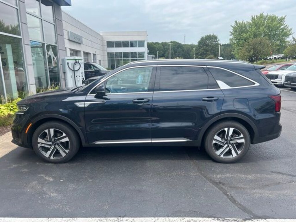 Used 2023 Kia Sorento Plug-In Hybrid SX Prestige SUV