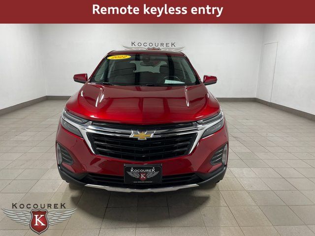 Used 2022 Chevrolet Equinox LT with VIN 3GNAXUEV4NL140260 for sale in Wausau, WI