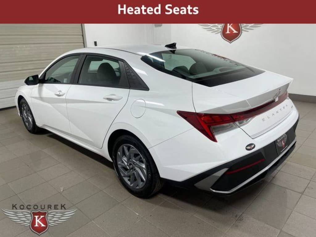 Certified 2025 Hyundai Elantra Hybrid Blue Sedan