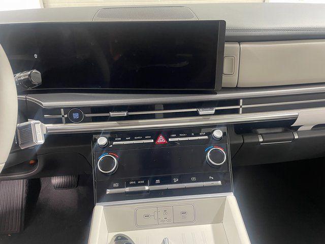 2026 Hyundai Santa Fe SE - Photo 16