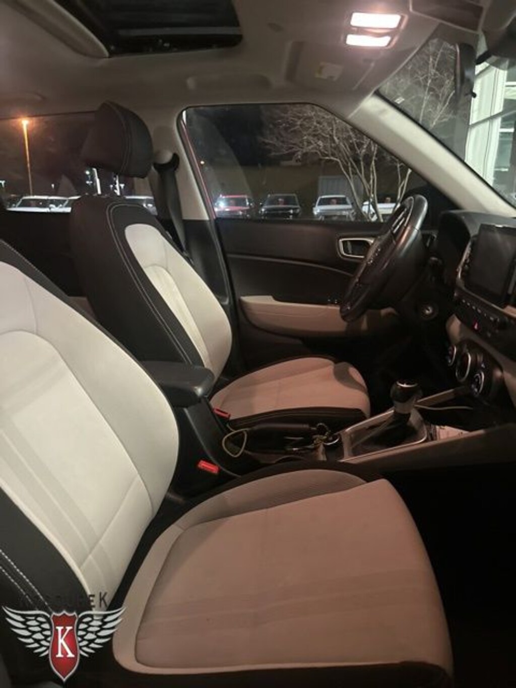 Used 2022 Hyundai Venue SEL SUV