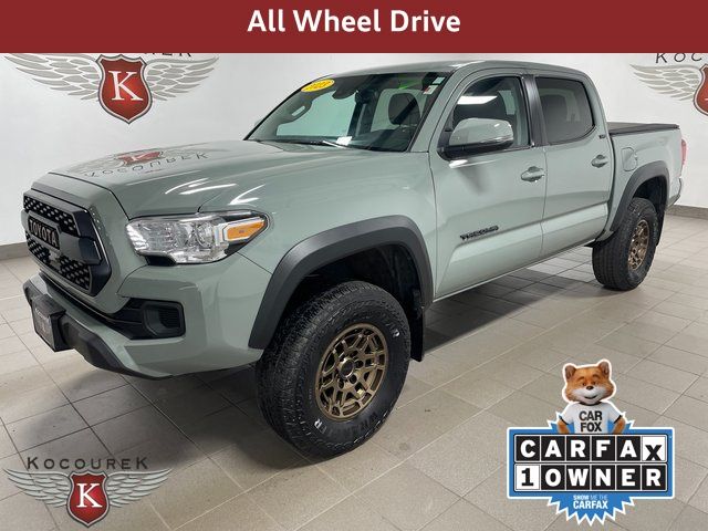 2023 Toyota Tacoma SR photo 3