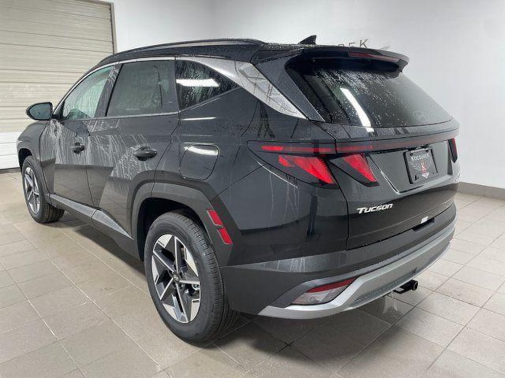 New 2026 Hyundai Tucson Hybrid SEL SUV