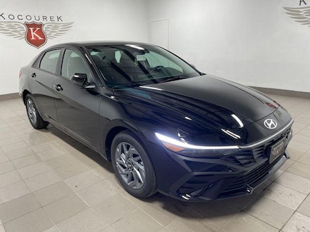 2025 Hyundai Elantra Hybrid Blue Sedan
