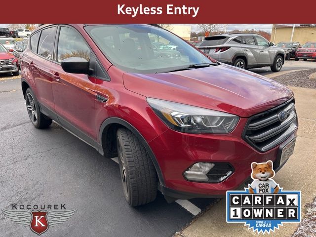 2019 Ford Escape SEL photo 2