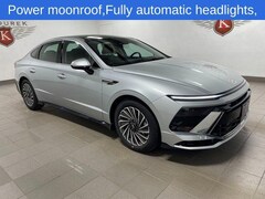 2026 Hyundai Sonata Hybrid SEL Sedan