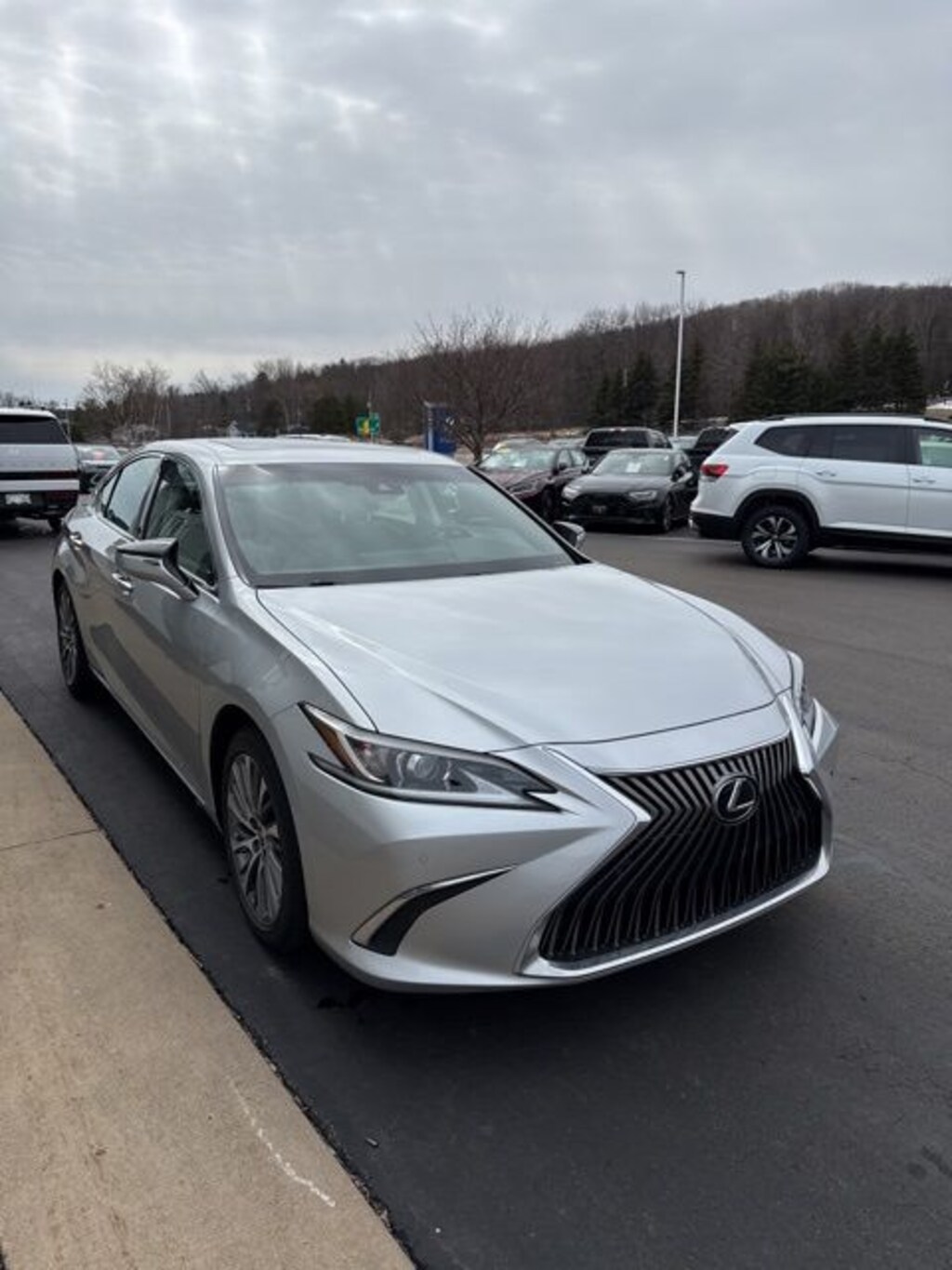 Used 2019 Lexus ES 350 Sedan