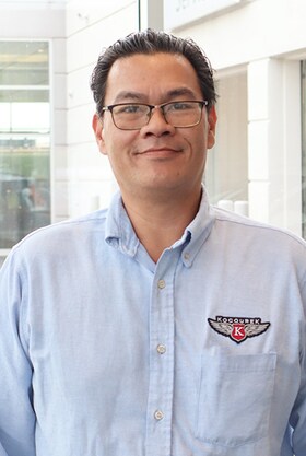 Staff member Yen from 2f3ea2916c42