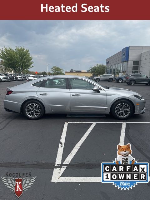 2020 Hyundai Sonata SEL photo 3