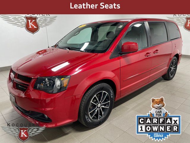2015 Dodge Grand Caravan R/T photo 3