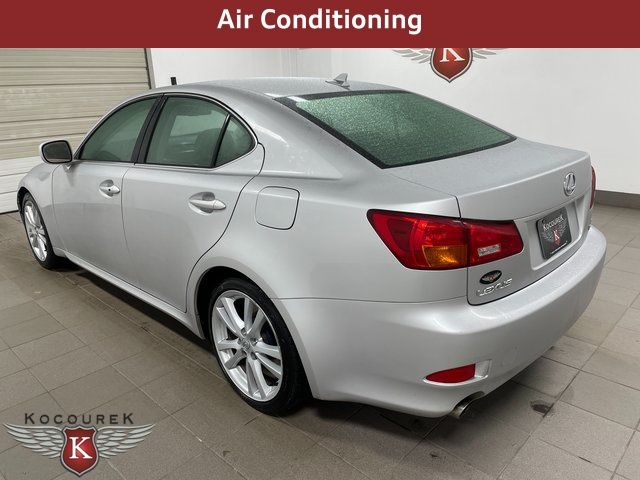 2007 Lexus IS 350 photo 4