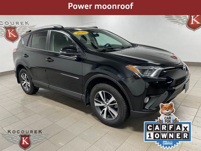 2016 Toyota RAV4 XLE AWD's photo
