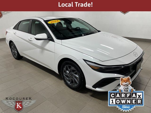 2024 Hyundai Elantra SEL's photo