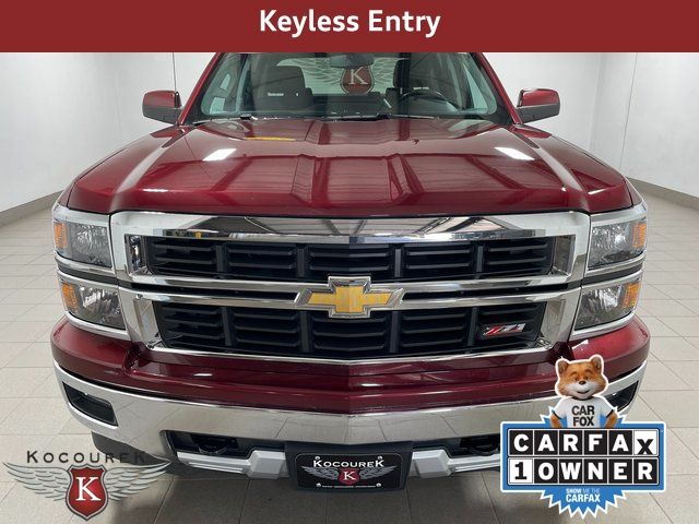 2015 Chevrolet Silverado 1500 LT photo 2