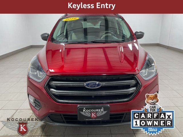 2019 Ford Escape SEL photo 2
