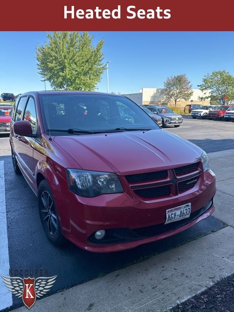 2015 Dodge Grand Caravan R/T photo 2