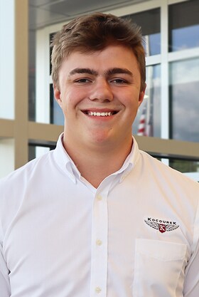 Staff member Caleb from 0d3cbbaeff70