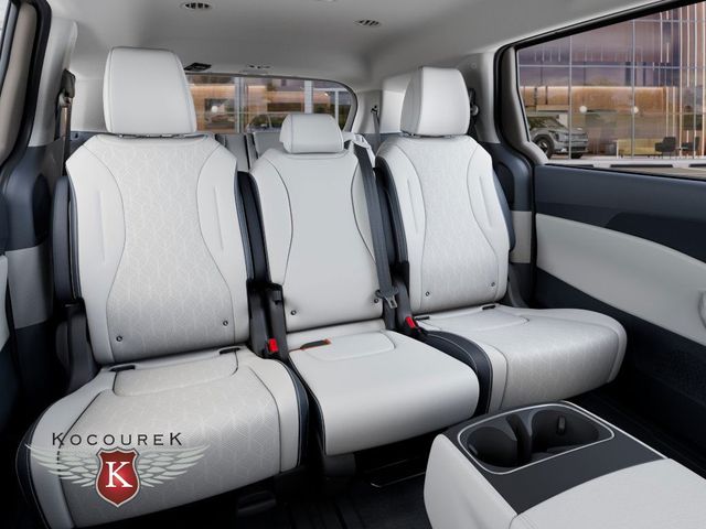 2026 Kia Carnival EX - Photo 16