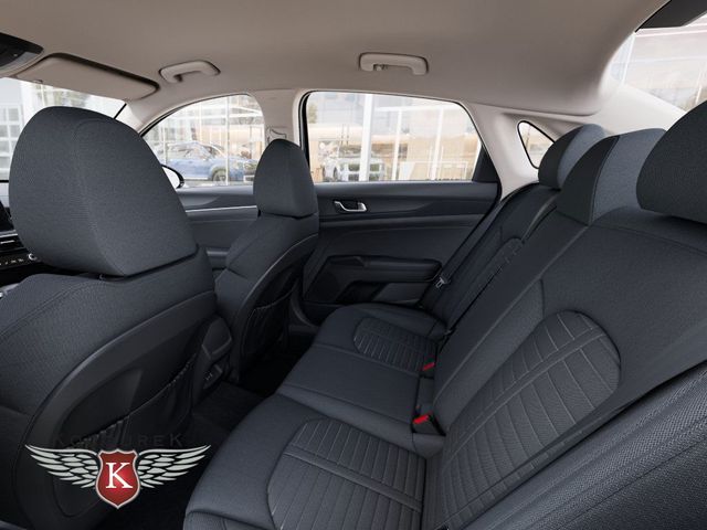 2026 Kia K5 LXS - Photo 18