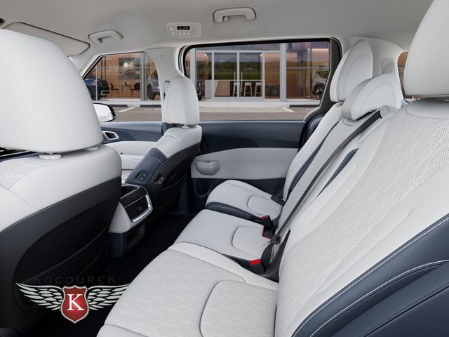 2026 Kia Carnival EX - Photo 18