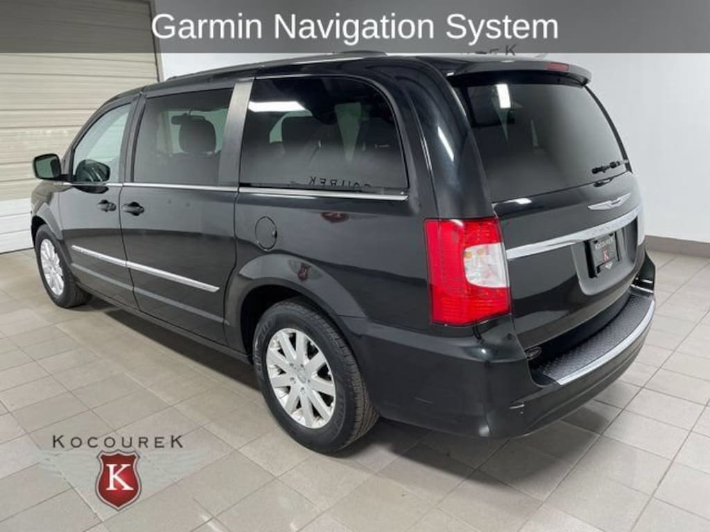 Used 2015 Chrysler Town & Country Touring Van