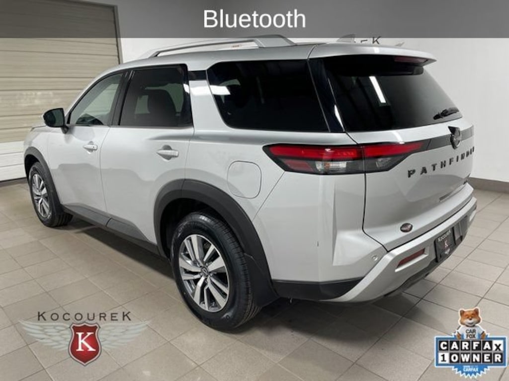 Used 2024 Nissan Pathfinder SL SUV