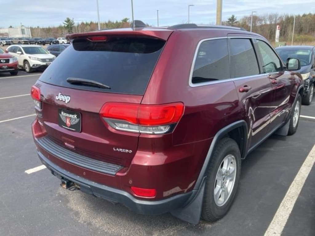 Used 2017 Jeep Grand Cherokee Laredo 4x4 SUV