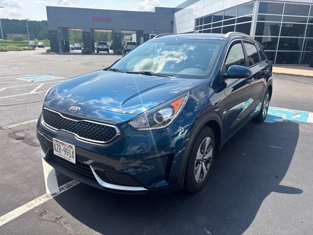 Used 2017 Kia Niro LX with VIN KNDCB3LC9H5085255 for sale in Wausau, WI