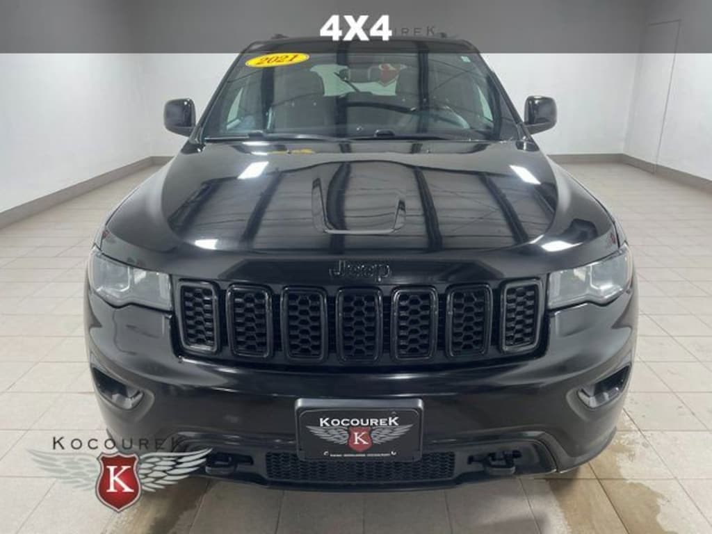 Used 2021 Jeep Grand Cherokee Laredo SUV