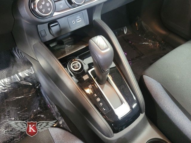 2025 Nissan Versa Sedan SV - Photo 14