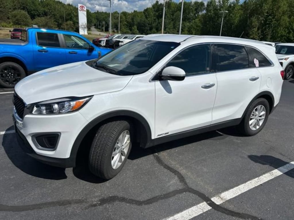 Used 2017 Kia Sorento 3.3L LX SUV