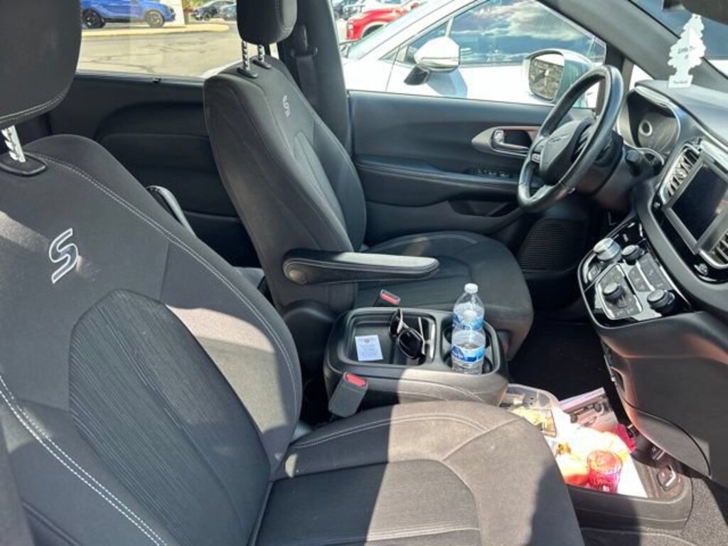 Used 2019 Chrysler Pacifica Touring Plus Van Passenger Van